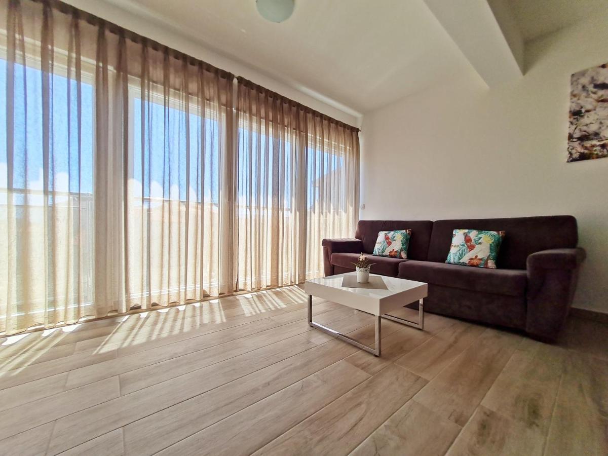 Ab Villa Подстрана Экстерьер фото