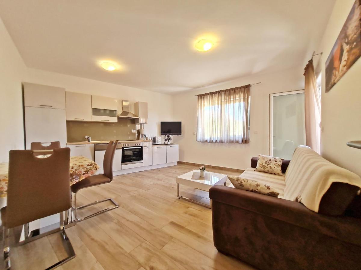 Ab Villa Подстрана Экстерьер фото