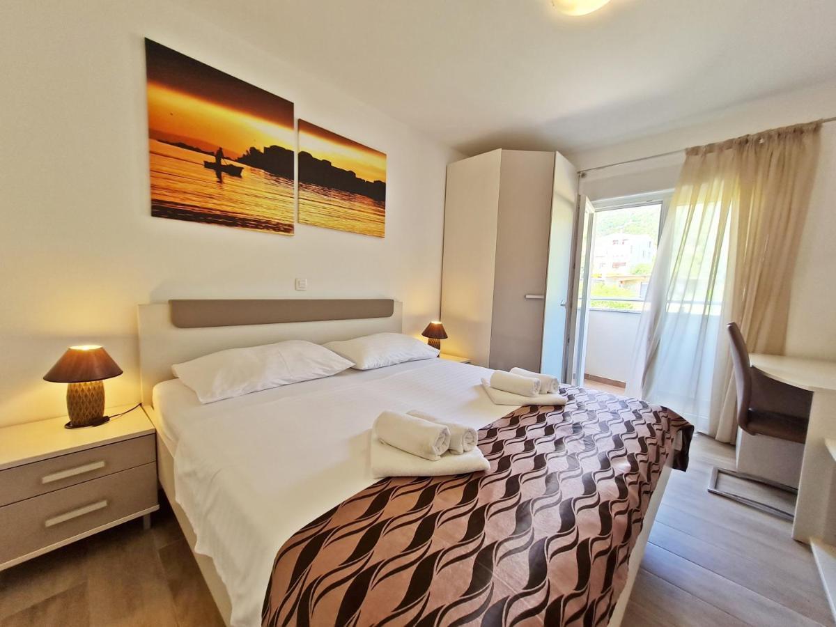 Ab Villa Подстрана Экстерьер фото